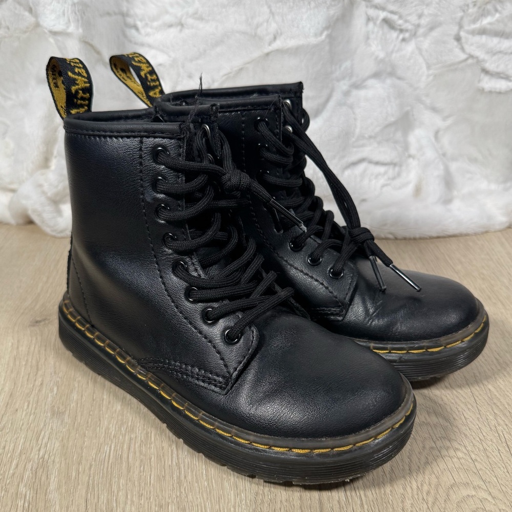 Dr. Martens Zavala Junior Boot